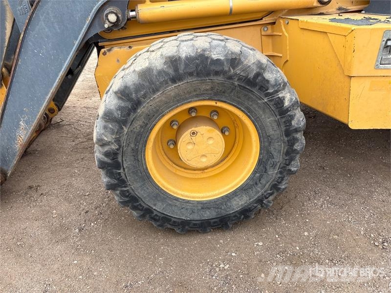John Deere 410L Retrocargadoras