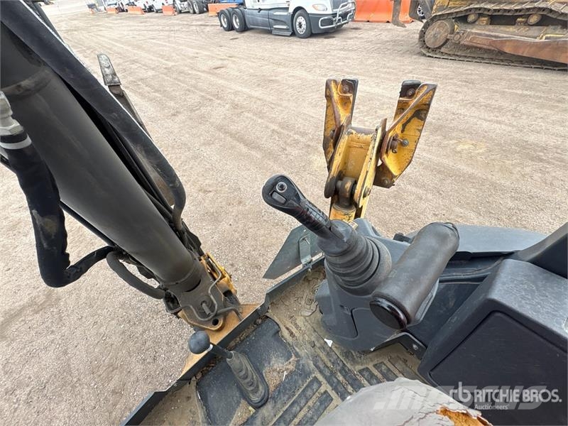 John Deere 410L Retrocargadoras