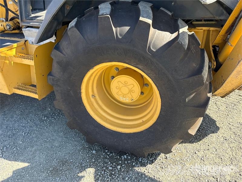 John Deere 410L لوادر ذات جرافات عكسية