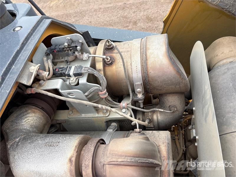 John Deere 410L Retrocargadoras