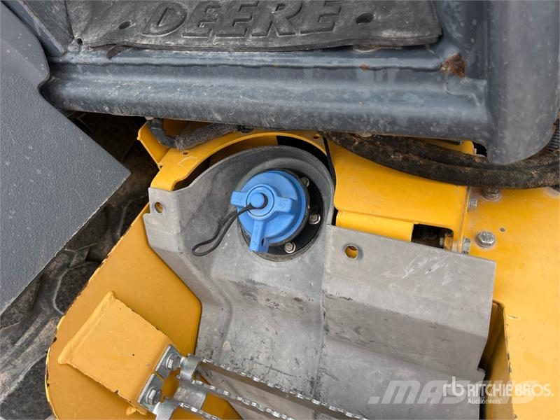 John Deere 410L Ekskavaatorlaadurid