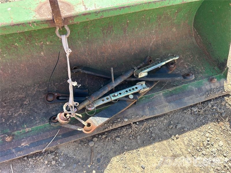 John Deere 430 72 in Backhoe Loader Bucket 버켓