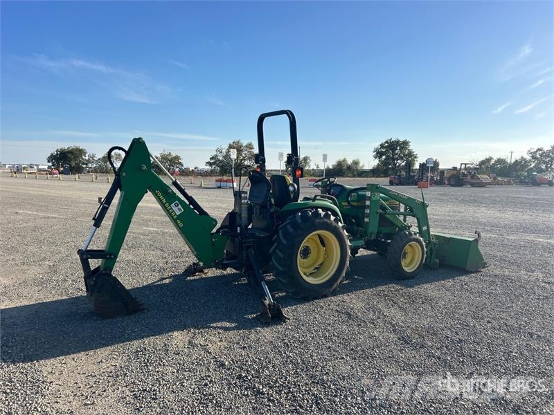 John Deere 4400 Utility Tractor Tractores compactos