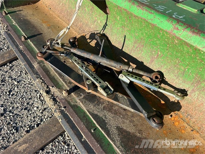 John Deere 4400 Utility Tractor Tractores compactos