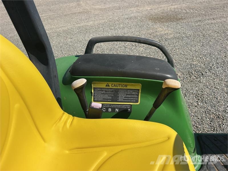 John Deere 4400 Utility Tractor コンパクトトラクター