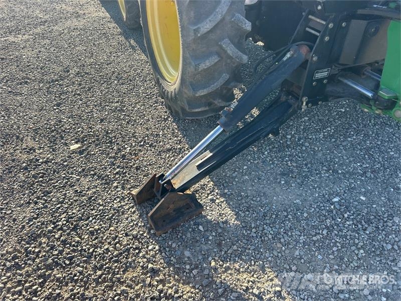 John Deere 4400 Utility Tractor Tractores compactos