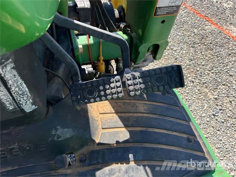 John Deere 4400 Utility Tractor コンパクトトラクター