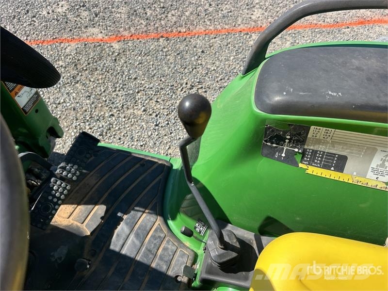 John Deere 4400 Utility Tractor コンパクトトラクター