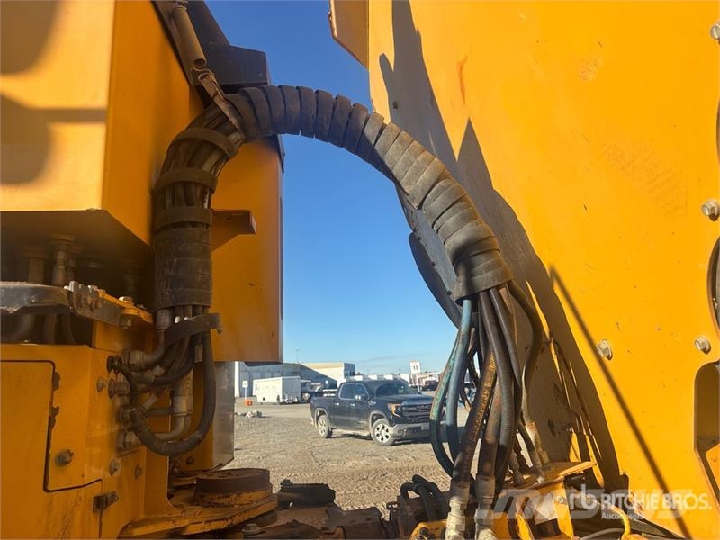 John Deere 460E ساحبات مفصلية
