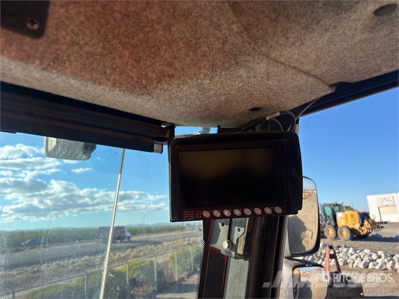 John Deere 460E ساحبات مفصلية