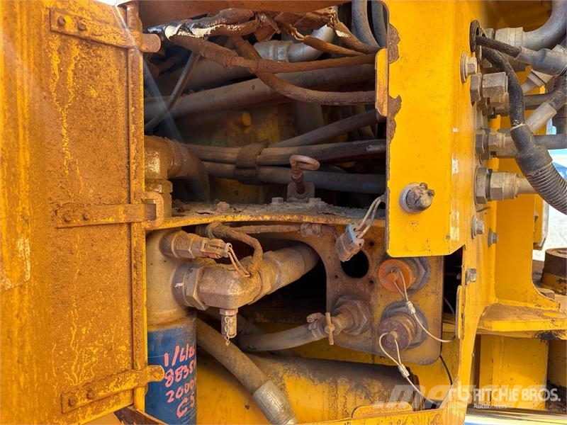 John Deere 460E ساحبات مفصلية
