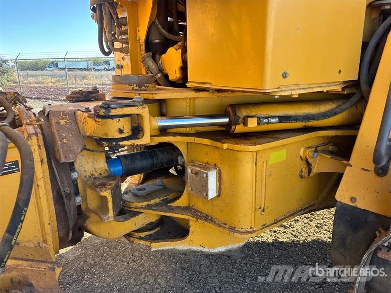 John Deere 460E ساحبات مفصلية