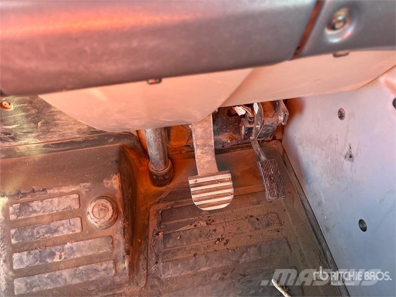 John Deere 460E ساحبات مفصلية