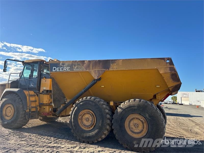 John Deere 460E ساحبات مفصلية