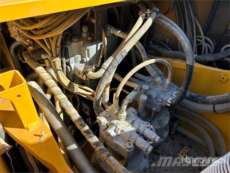 John Deere 470G LC FT4 Tracked Excavator Bagri goseničarji