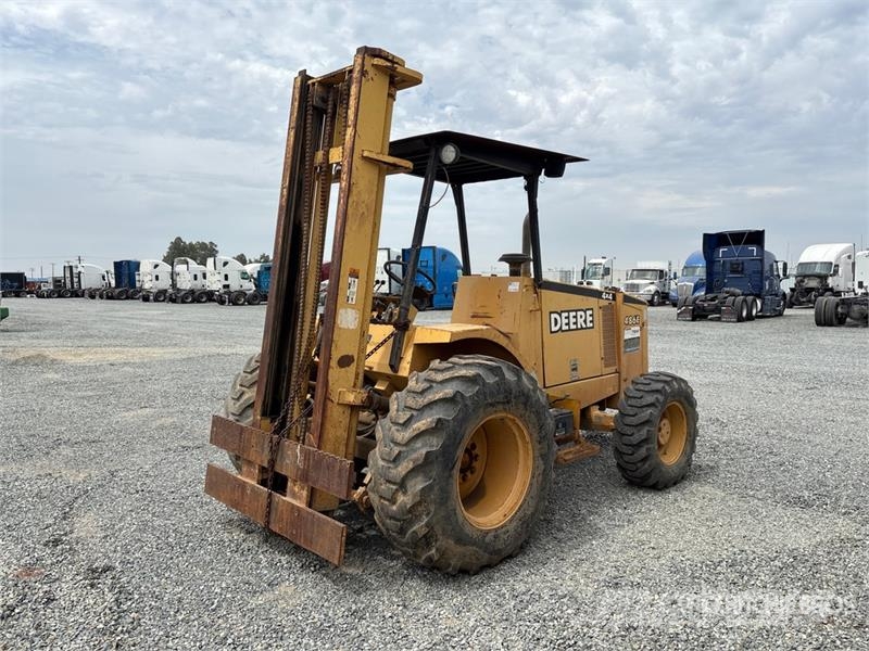 John Deere 486E Rough terrain trucks