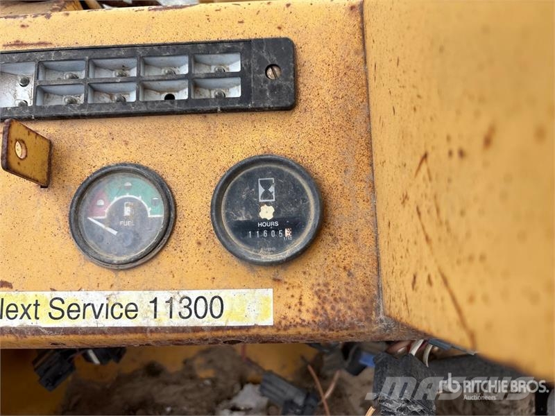 John Deere 486E Rough terrain trucks