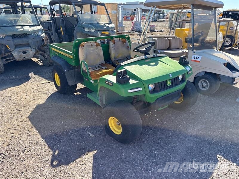 John Deere 4x2 Utility Vehicle Підсобні машини
