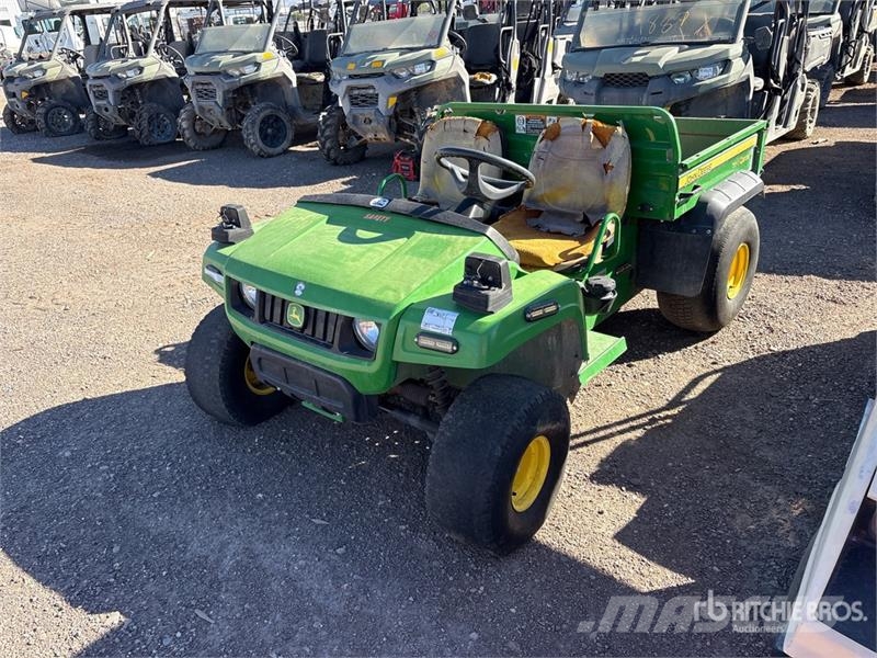 John Deere 4x2 Utility Vehicle Підсобні машини