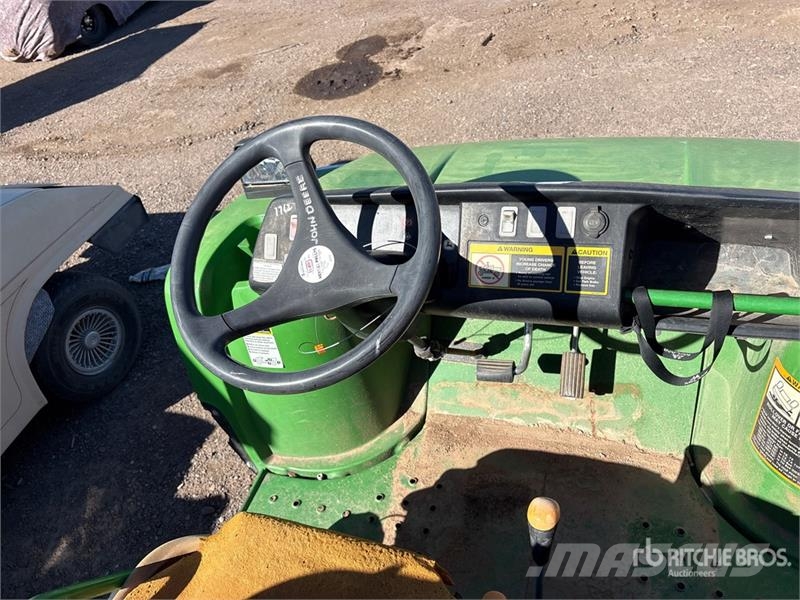 John Deere 4x2 Utility Vehicle Підсобні машини