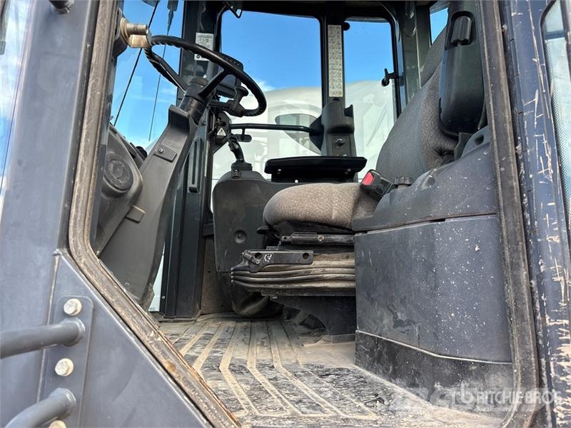John Deere 544 K Wheel Loader Kolesové nakladače