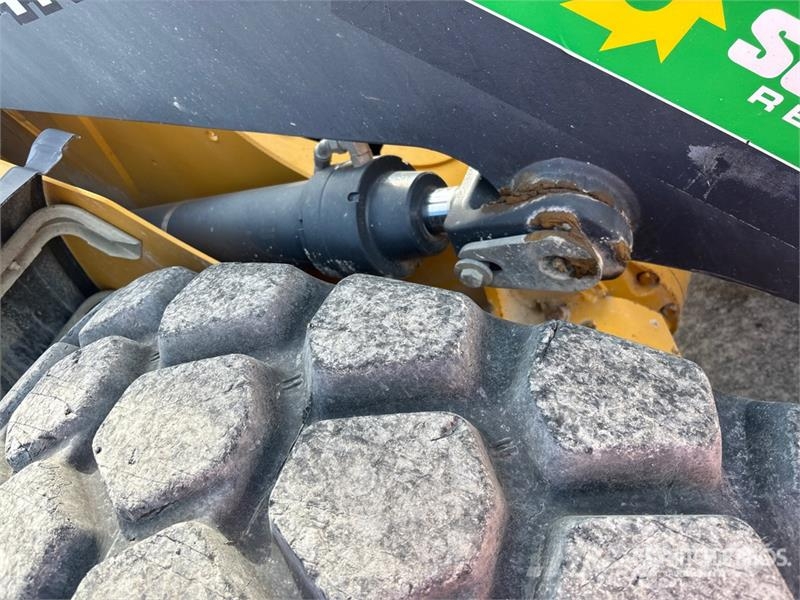 John Deere 544 K Wheel Loader Kolesové nakladače