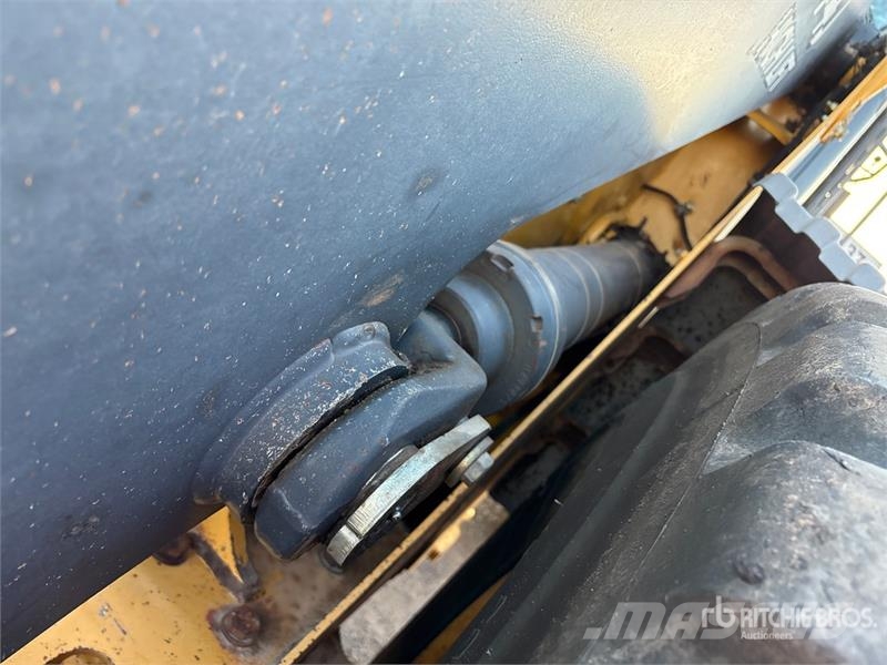 John Deere 544J Wheel loaders