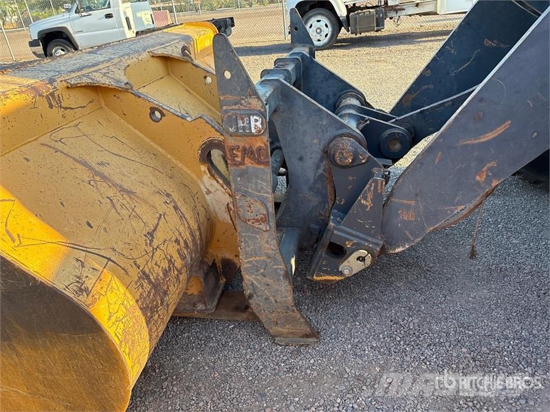 John Deere 544J Wheel loaders