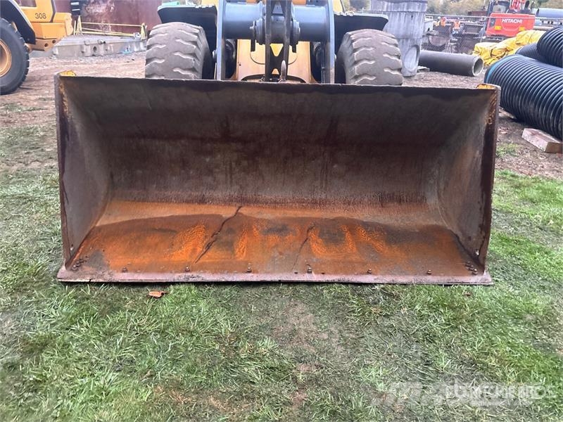 John Deere 544J Wheel Loader Pyöräkuormaajat