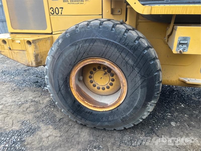 John Deere 544J Wheel Loader Pyöräkuormaajat