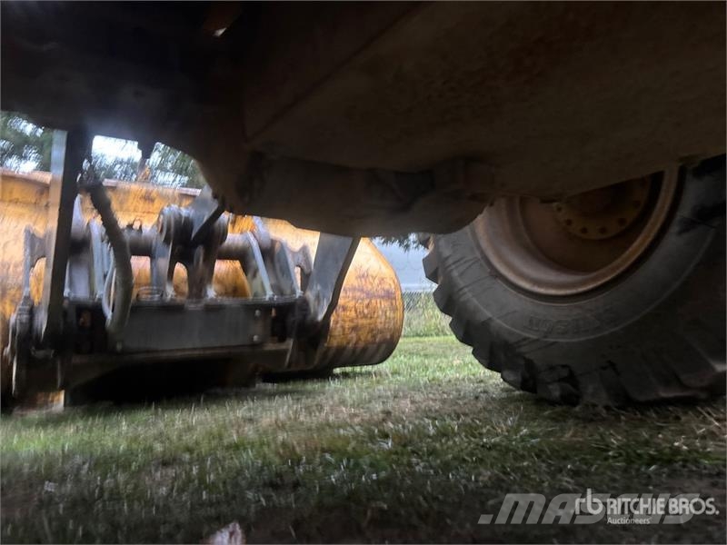 John Deere 544J Wheel Loader Pyöräkuormaajat