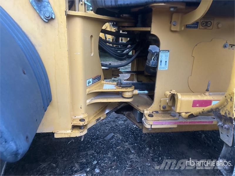 John Deere 544J Wheel Loader Pyöräkuormaajat