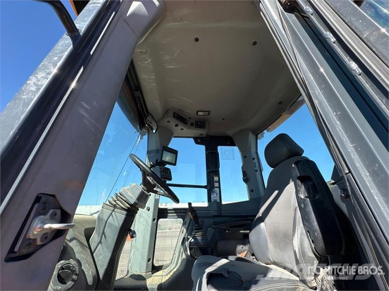 John Deere 544L Wheel Loader Wheel loaders