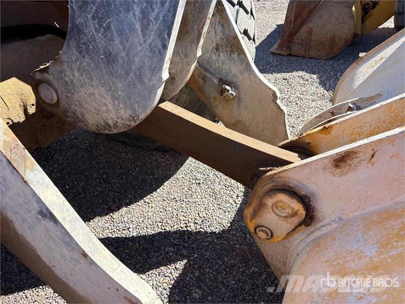 John Deere 544L Wheel Loader Wheel loaders