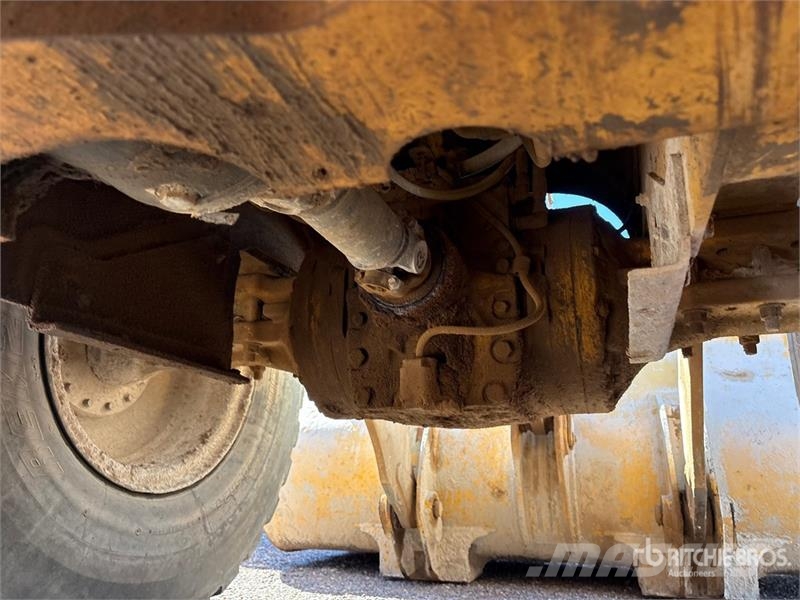 John Deere 544L Wheel Loader Wheel loaders