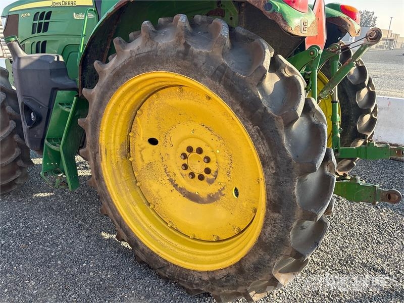 John Deere 6120M Hi-Crop 4WD Tractor Traktorid