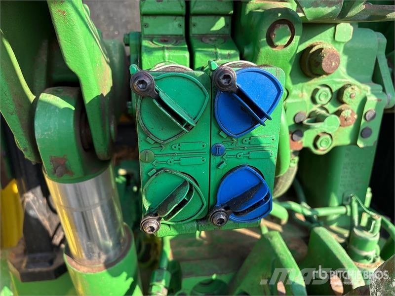John Deere 6120M Hi-Crop 4WD Tractor Traktorid