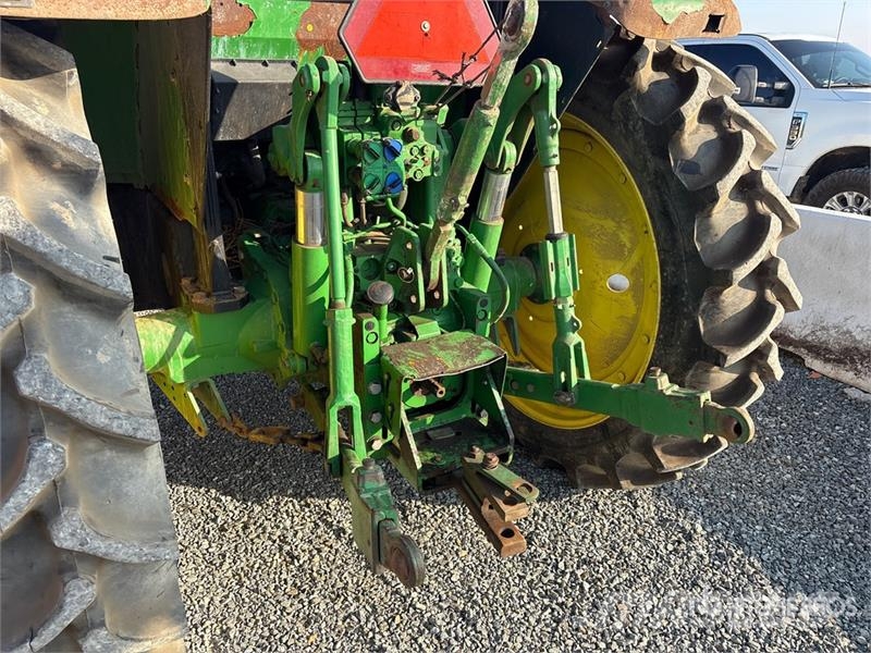 John Deere 6120M Hi-Crop 4WD Tractor Traktorid