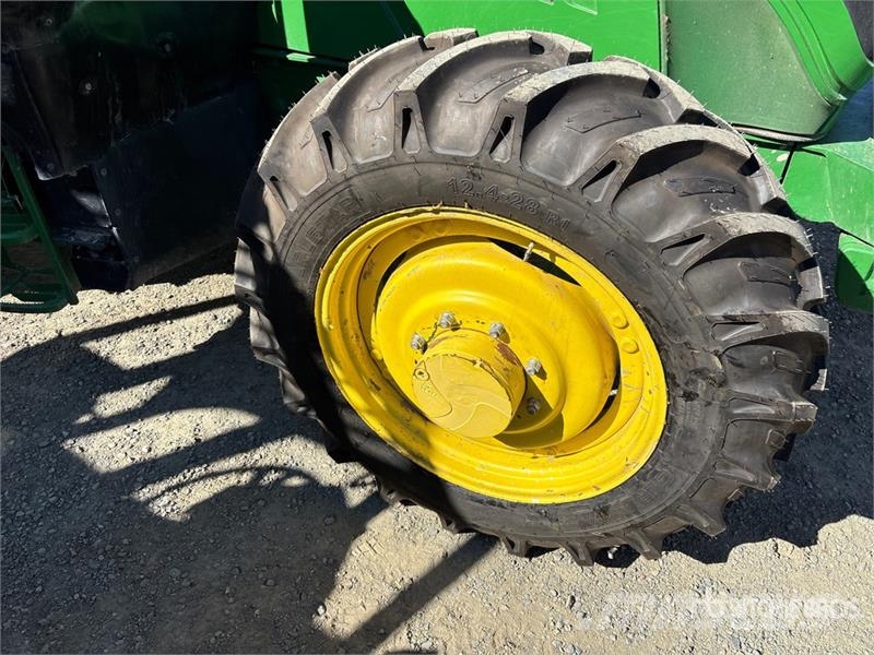 John Deere 6130M 트랙터