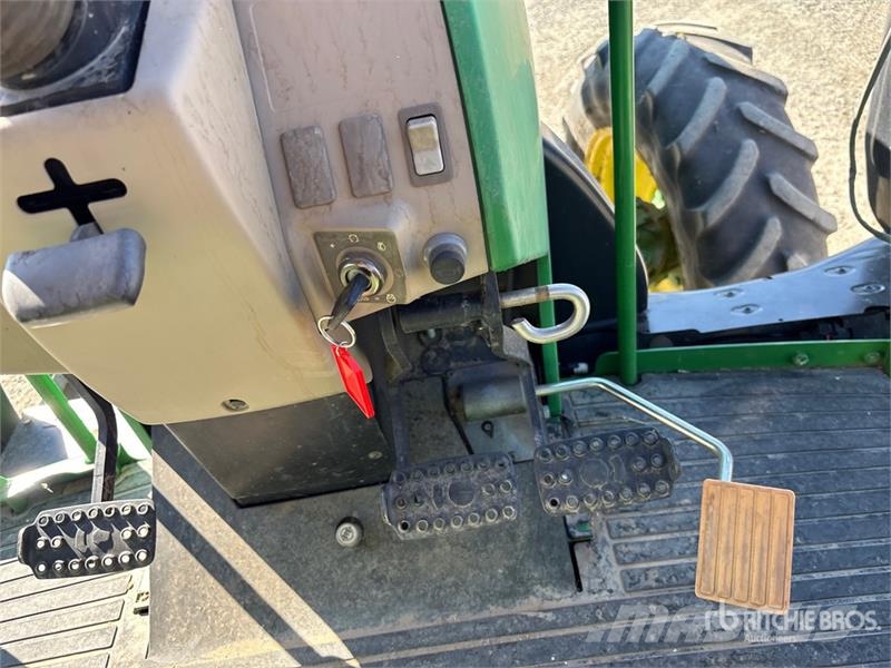 John Deere 6130M 트랙터