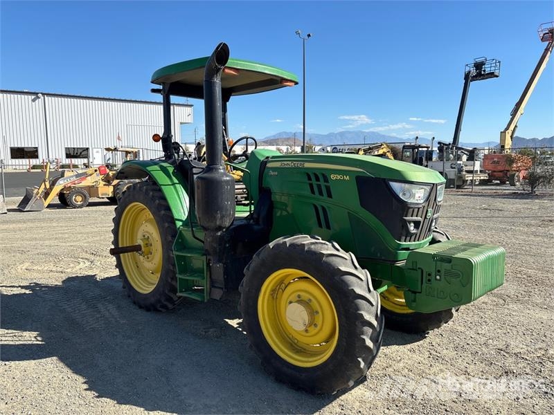 John Deere 6130M 트랙터