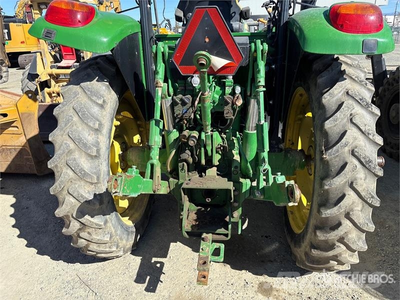 John Deere 6130M 트랙터
