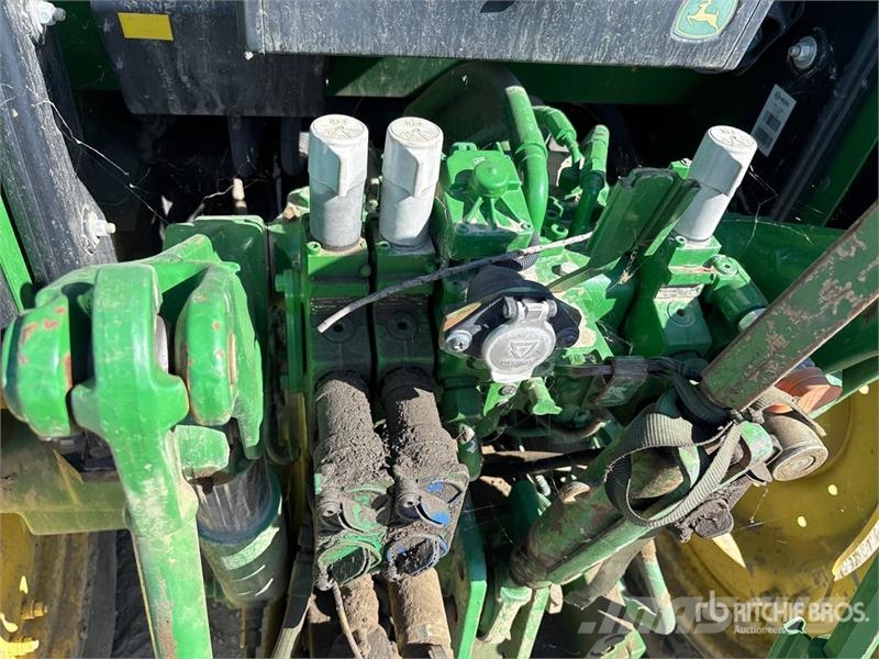 John Deere 6130M 트랙터