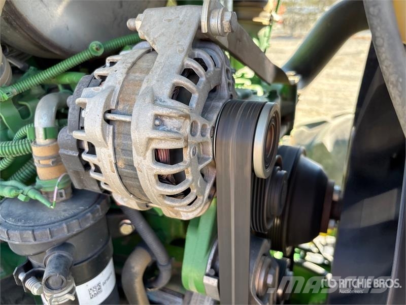 John Deere 6130M 트랙터