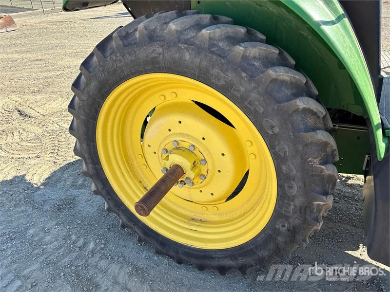 John Deere 6130M 트랙터