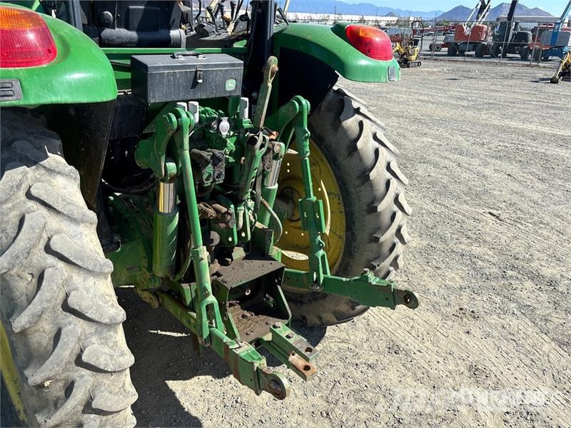 John Deere 6130M 트랙터