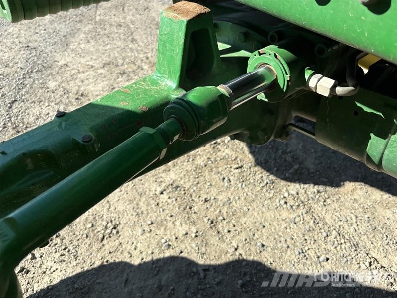 John Deere 6130M 트랙터