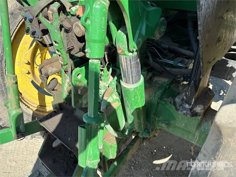 John Deere 6130M 트랙터