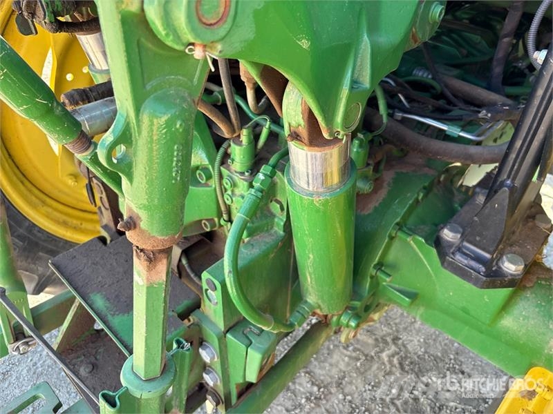 John Deere 6130M 트랙터