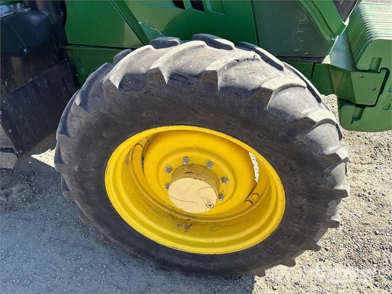 John Deere 6130M 트랙터